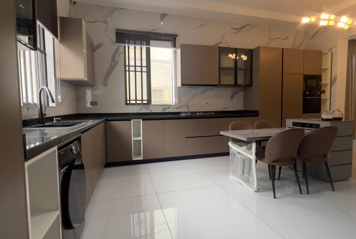 Luxury 4-Bedroom Fully Detached Duplex in Guzape Abuja