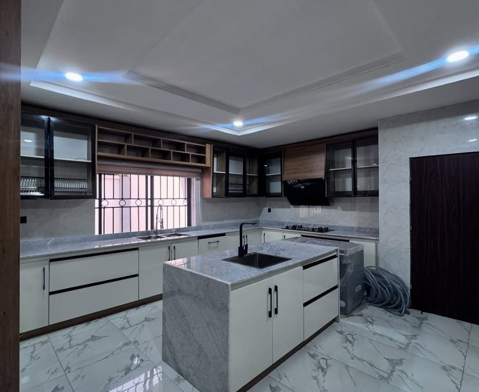 Luxury 5-Bedroom Duplex in Aso Drive Maitama Abuja