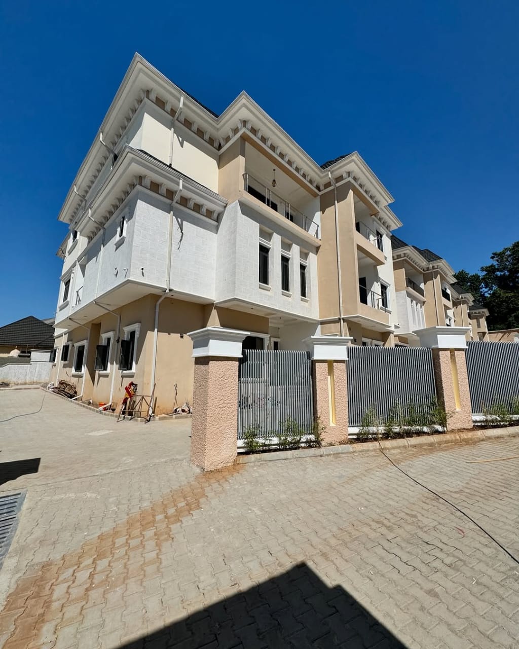 5 Luxury Detached Homes with Elevators & Pools in Asokoro Abuja