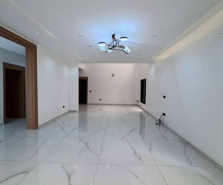 6 Bedroom Fully Detached Duplex with BQ in Guzape Abuja Mini Estate with Pool & Gym10