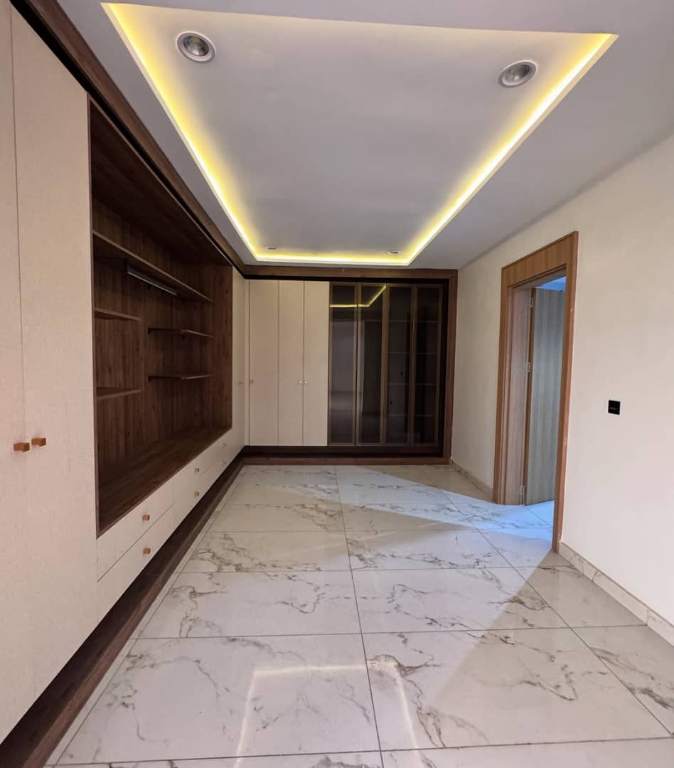 6 Bedroom Fully Detached Duplex with BQ in Guzape Abuja Mini Estate with Pool & Gym10