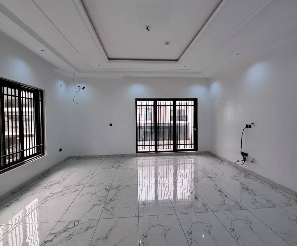 6 Bedroom Fully Detached Duplex with BQ in Guzape Abuja Mini Estate with Pool & Gym10