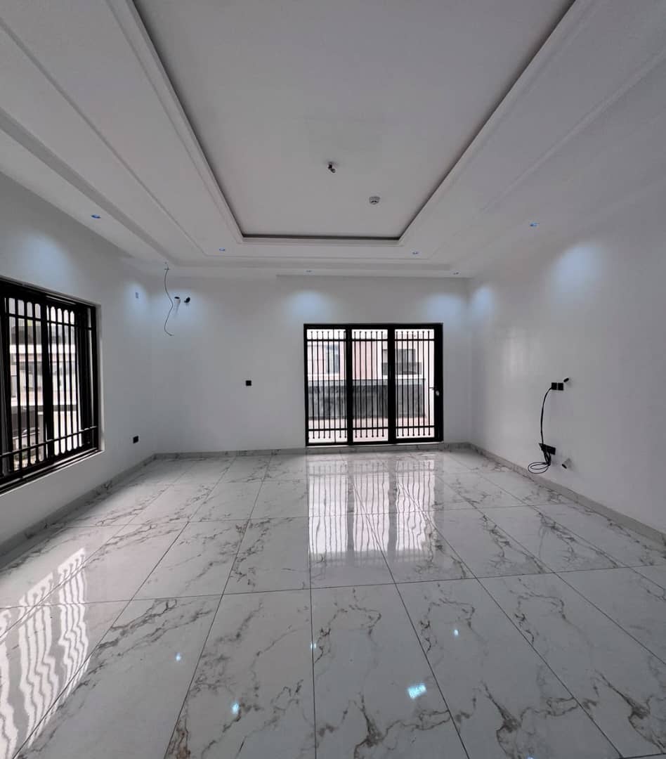 6 Bedroom Fully Detached Duplex with BQ in Guzape Abuja Mini Estate with Pool & Gym10