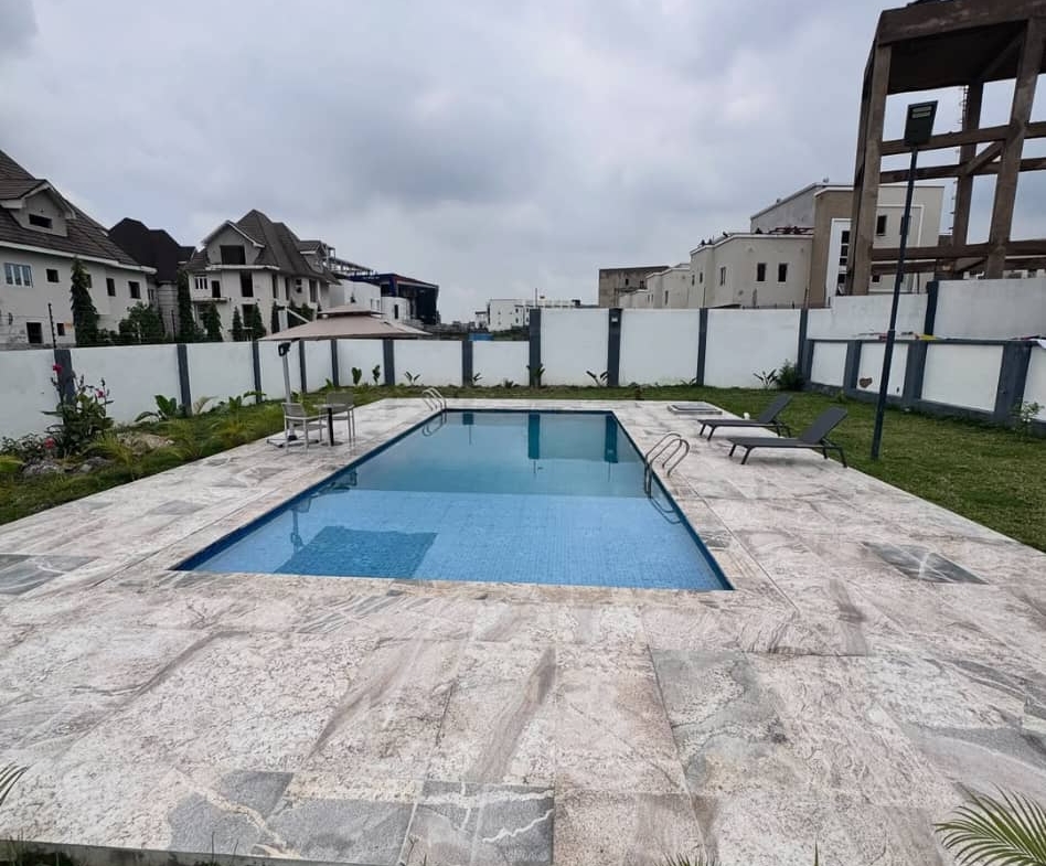 6 Bedroom Fully Detached Duplex with BQ in Guzape Abuja Mini Estate with Pool & Gym10