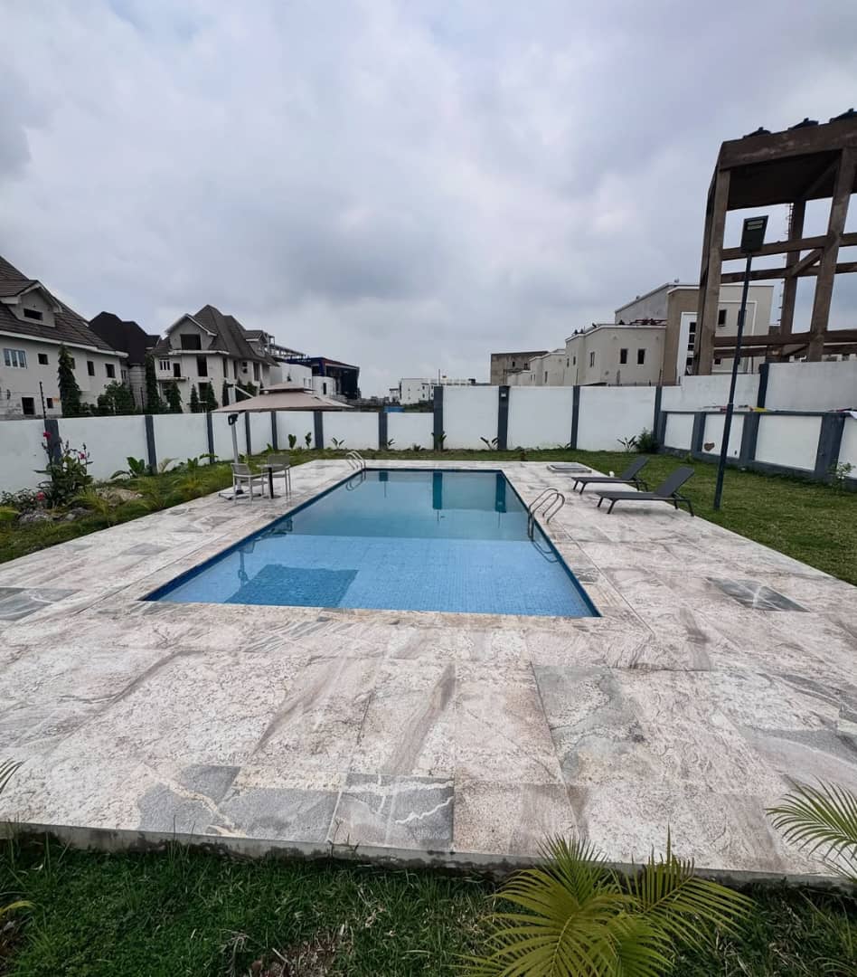 6 Bedroom Fully Detached Duplex with BQ in Guzape Abuja Mini Estate with Pool & Gym10