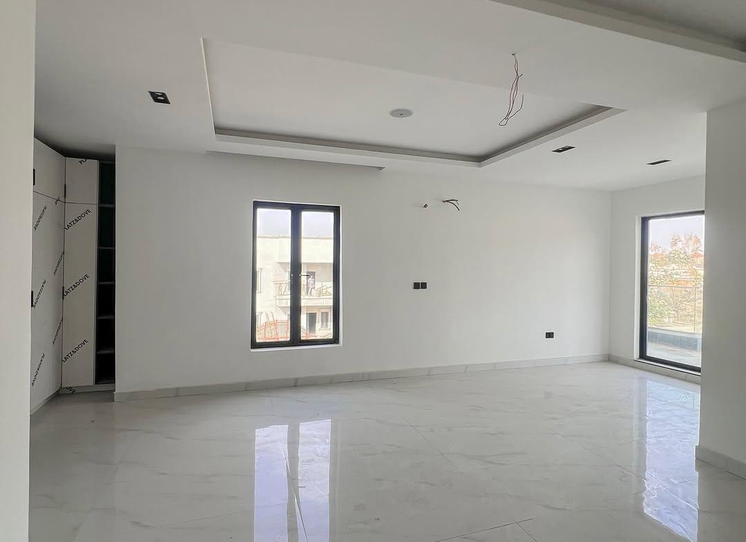 Luxury 7-Bedroom Smart Home in Wuye Abuja