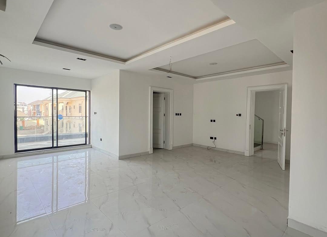 Luxury 7-Bedroom Smart Home in Wuye Abuja