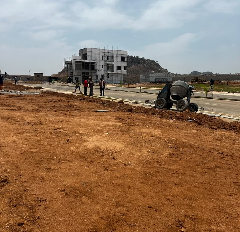 Mshel Hutu Exclusive – Golf Resort Estate, Airport Road, Abuja