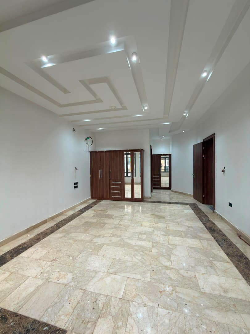 – 6 bedroom duplex for sale Apo Resettlement Abuja - 6 bedroom duplex for sale Apo Resettlement Abuja
