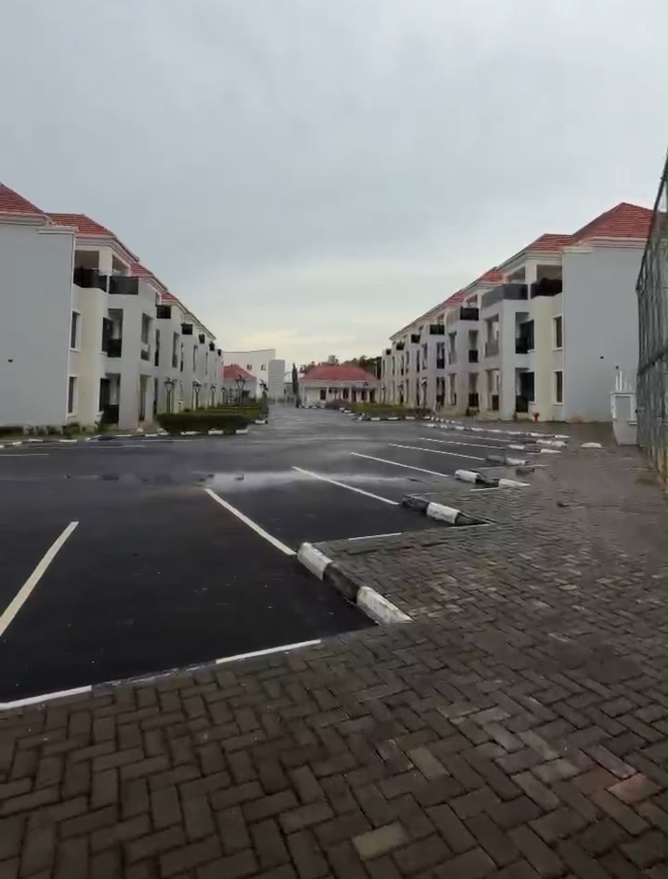 – 6 bedroom duplex for sale Apo Resettlement Abuja - 6 bedroom duplex for sale Apo Resettlement Abuja